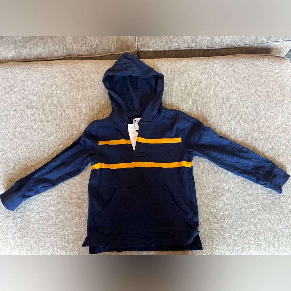 Old Navy Rugby Hoodie. Size 5T